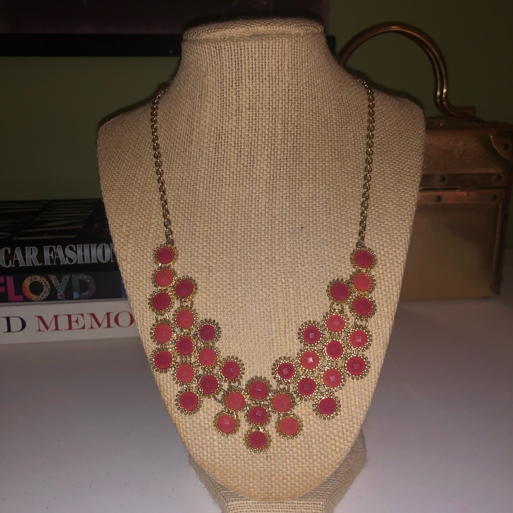 Statement necklace
